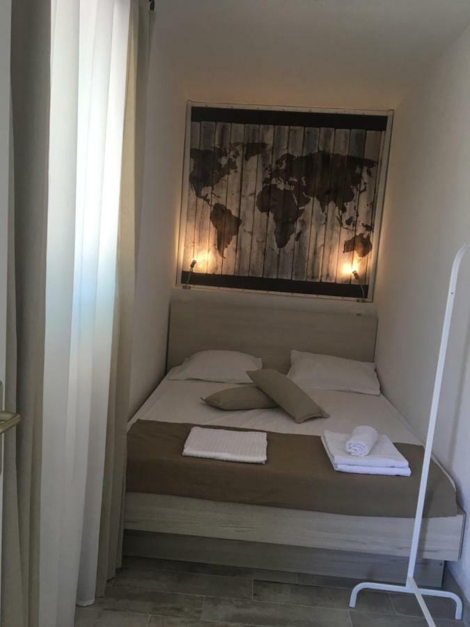 Apartments Lucia Pag Town Dış mekan fotoğraf